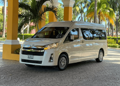 Toyota Hiace van renta de transporte grupal Playa del Carmen Riviera Maya